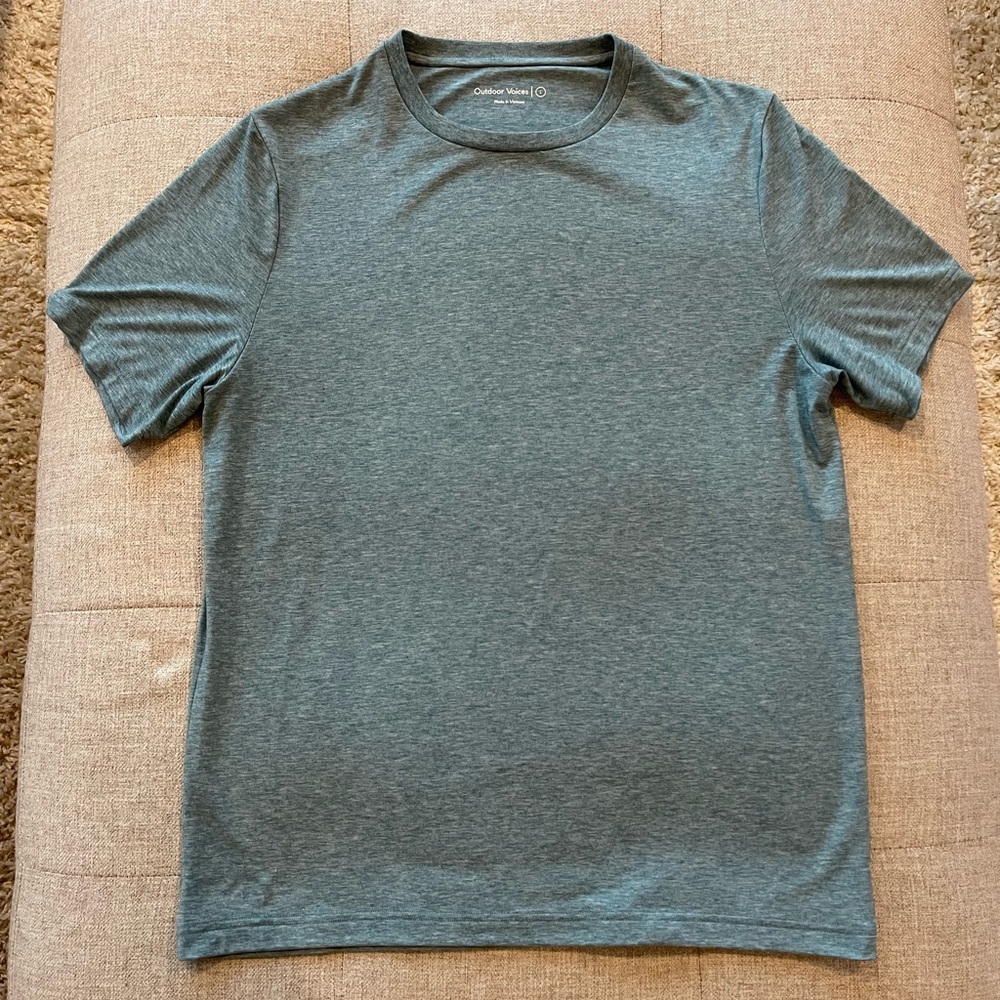 Outdoor Voices tee